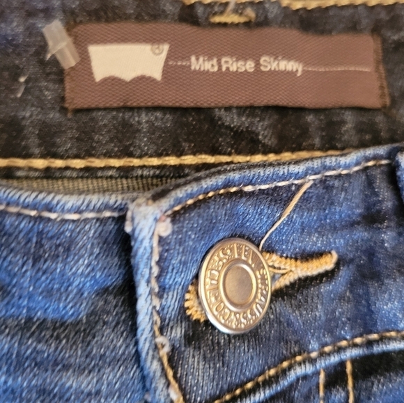 Levi's Mid Rise Skinny Denim Jeans Size 28 x 32 - Picture 4 of 5